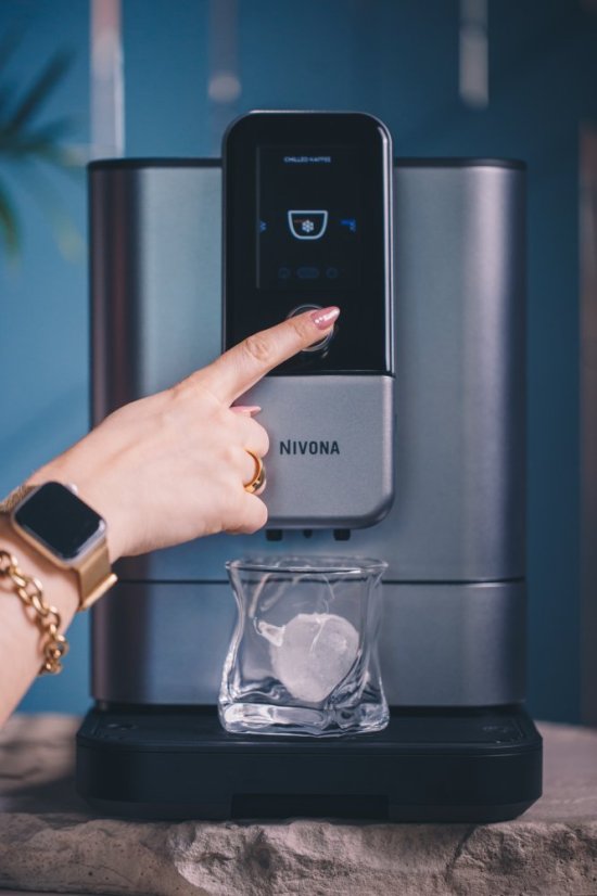 Automatický kávovar NIVONA NIVO 8107 + Zmrzlinovač Camry CR 4481 ZADARMO