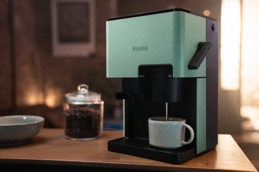 Poloautomatický kávovar NIVONA CUBE 4 GRASS GREEN