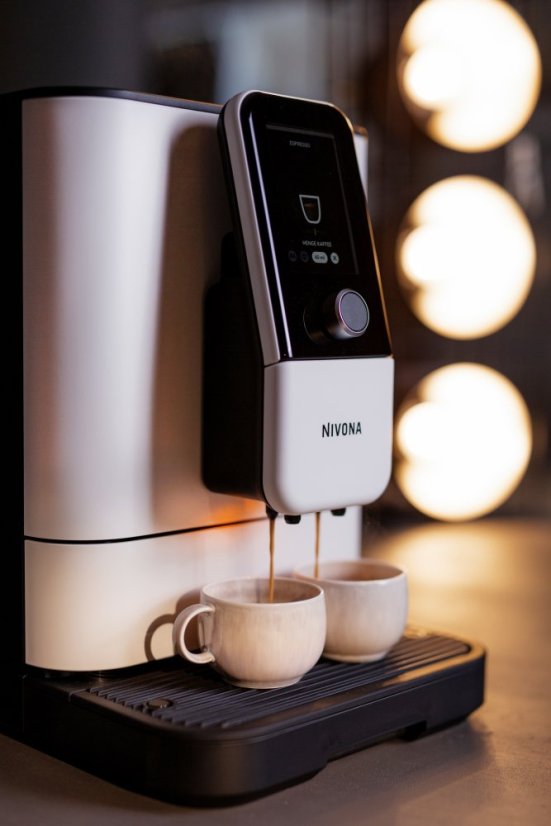 Automatický kávovar NIVONA NIVO 8112 Hot-Cold Coffee